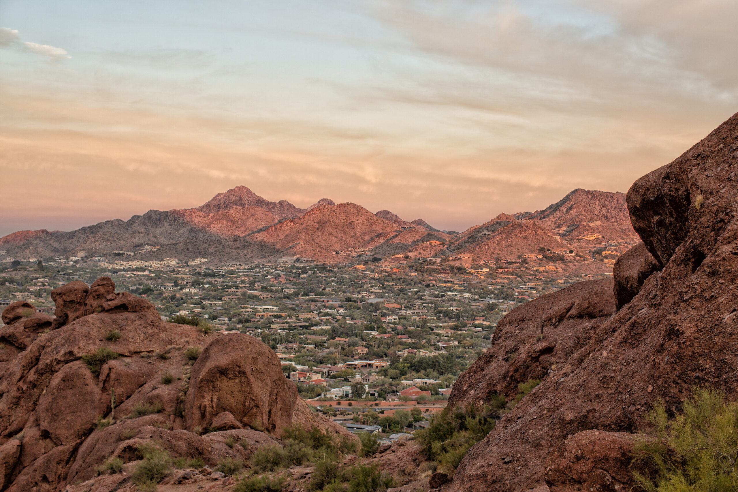 View from Echo Canyon walking trail looking out over housing of the Scottsdale area of Phoenix, Arizona
